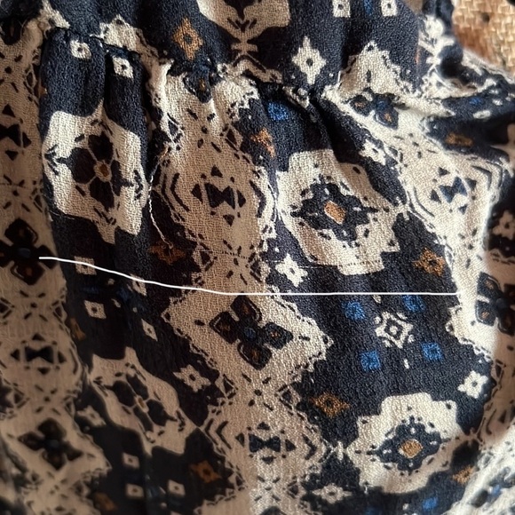 Lucky Brand ๐ Sheer Blue Geometrical Pattern Blouse with Tassels - Picture 9 of 9